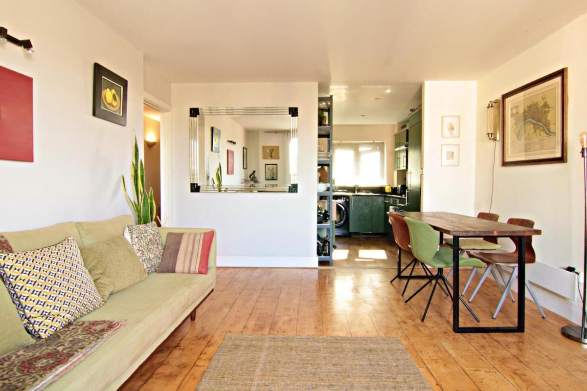Tower Bridge - Stunning 2 Bed Ensuite Flat Apartment *